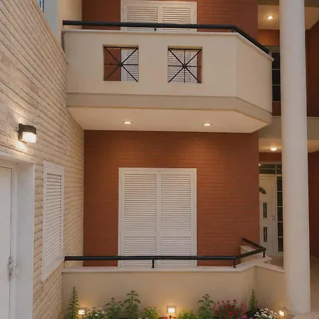 PΕΤΡΑ Studios * Kallithea (Chalkidiki)